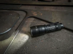 SureFire E1B Backup Schwarz