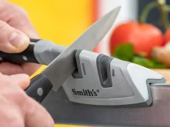 KitchenIQ Gourmet Edge Grip Pull-Through Sharpener Schwarz Clearance