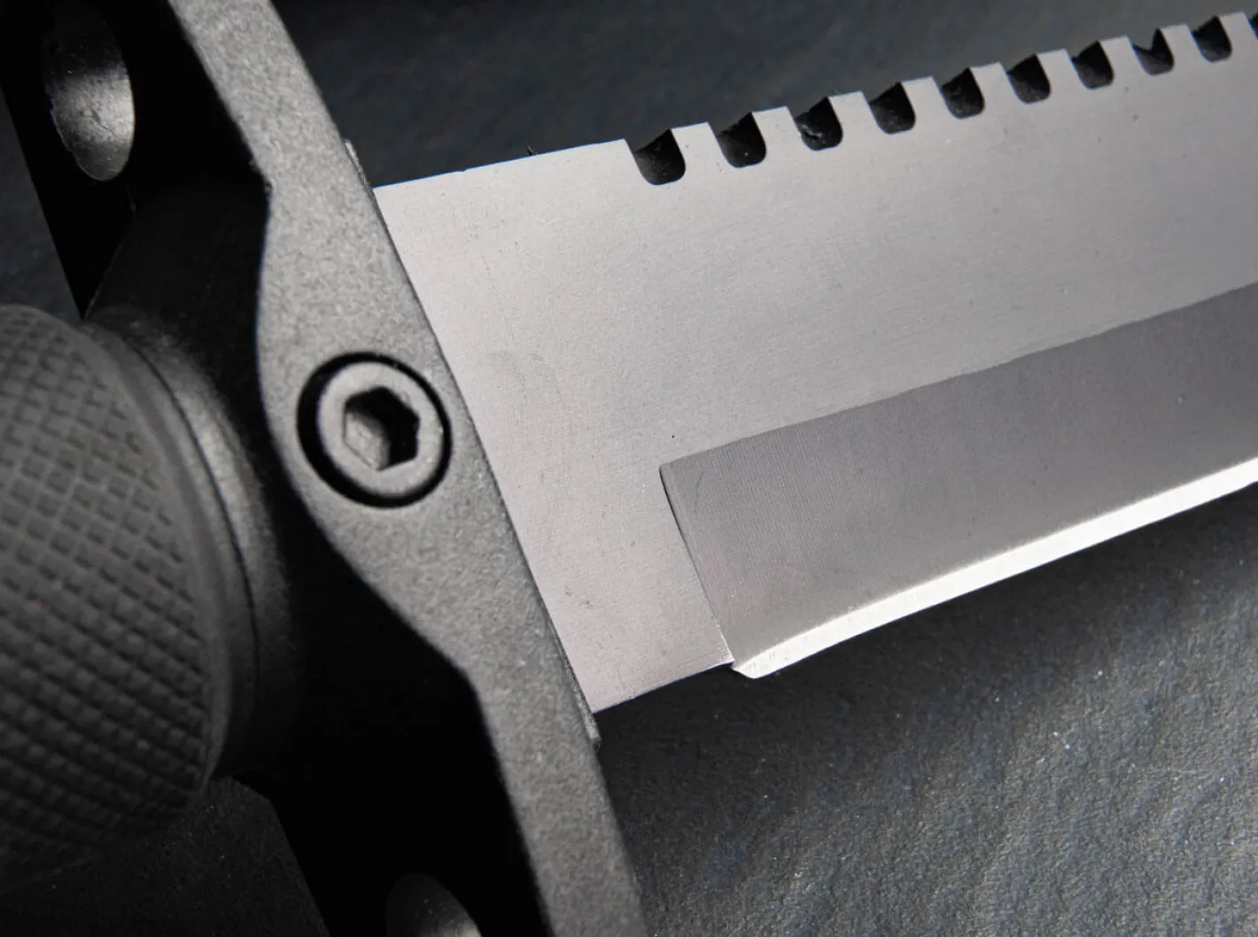 Magnum John Jay Survival Knife Schwarz Clearance