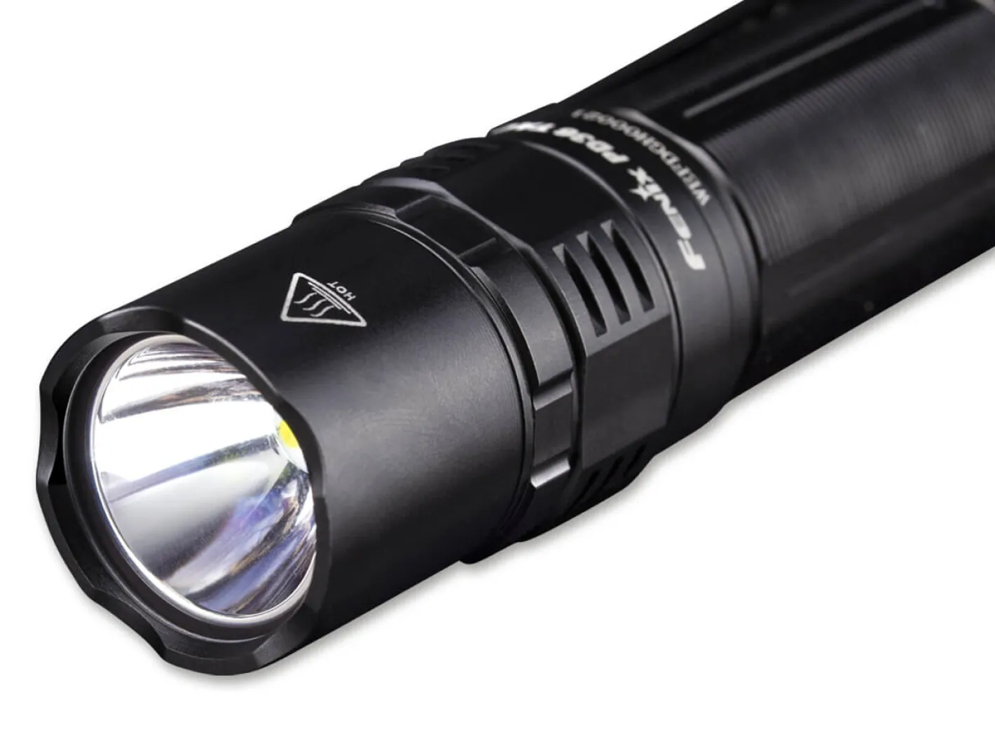 Fenix PD36 TAC Schwarz Outlet