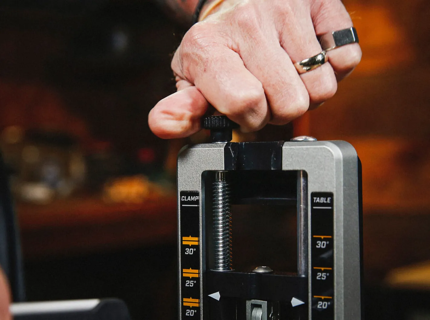 Work Sharp Professional Precision Adjust Knife Sharpener Schwarz Hot