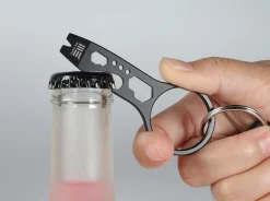 WE Knife PryBar Black & Flight Tag Schwarz Online